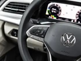 Volkswagen Multivan thumbnail 38