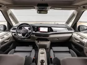 Volkswagen Multivan thumbnail 5