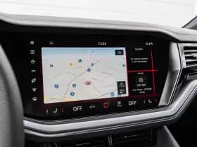Volkswagen Touareg thumbnail 45