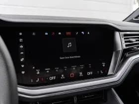 Volkswagen Touareg thumbnail 49