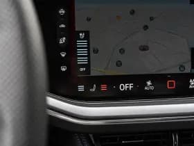 Volkswagen Touareg thumbnail 54