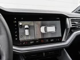 Volkswagen Touareg thumbnail 57