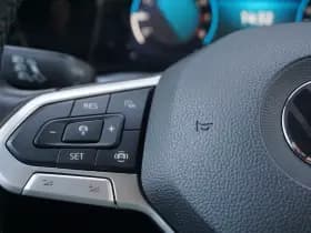Volkswagen Golf thumbnail 20