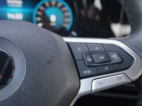 Volkswagen Golf thumbnail 21