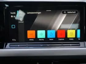 Volkswagen Golf thumbnail 50