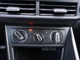 Volkswagen Polo thumbnail 27