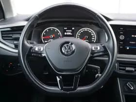 Volkswagen Polo thumbnail 37