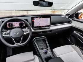 Volkswagen T-Roc thumbnail 26