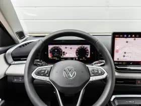 Volkswagen T-Roc thumbnail 30