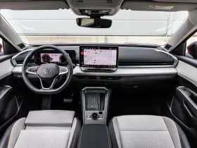Volkswagen T-Roc thumbnail 5