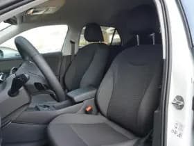 Volkswagen T-Roc thumbnail 4