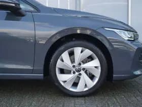 Volkswagen Golf thumbnail 15