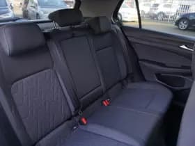 Volkswagen Golf thumbnail 20