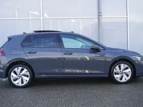 Volkswagen Golf thumbnail 3