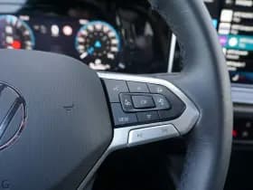 Volkswagen Golf thumbnail 29