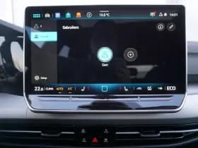 Volkswagen Golf thumbnail 50