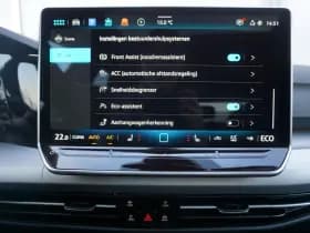 Volkswagen Golf thumbnail 54