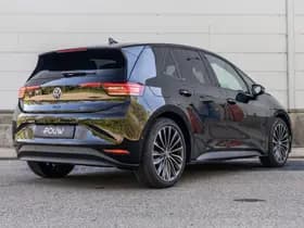 Volkswagen ID.3 thumbnail 2