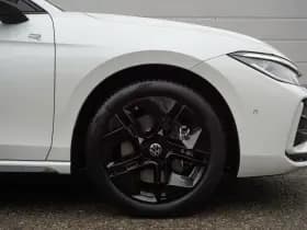 Volkswagen Passat thumbnail 15
