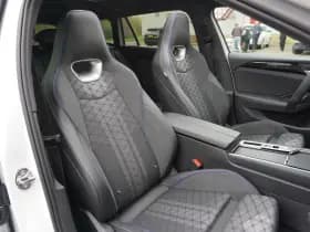 Volkswagen Passat thumbnail 17
