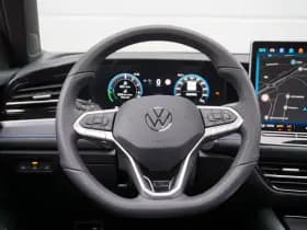 Volkswagen Passat thumbnail 26