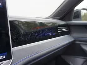 Volkswagen Passat thumbnail 35