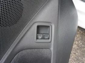 Volkswagen Passat thumbnail 48