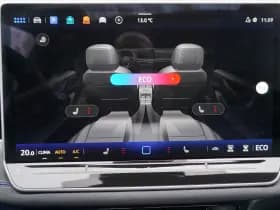 Volkswagen Passat thumbnail 56