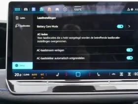 Volkswagen Passat thumbnail 73