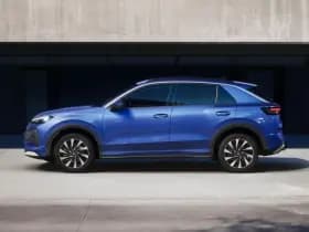 Volkswagen T-Roc thumbnail 3