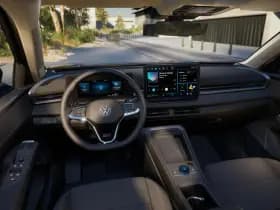 Volkswagen T-Roc thumbnail 5