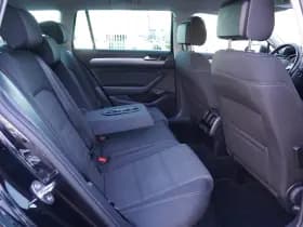 Volkswagen Passat thumbnail 15