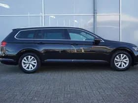 Volkswagen Passat thumbnail 3