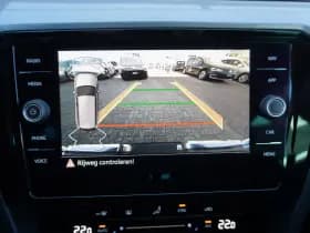 Volkswagen Passat thumbnail 28