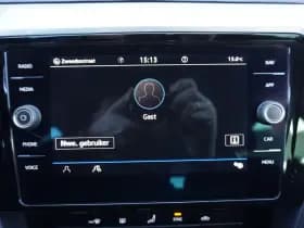 Volkswagen Passat thumbnail 61