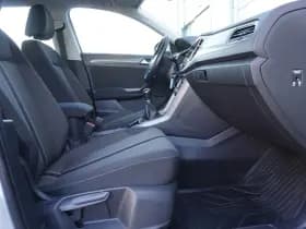 Volkswagen T-Roc thumbnail 14