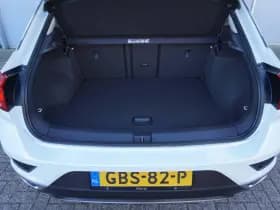 Volkswagen T-Roc thumbnail 16