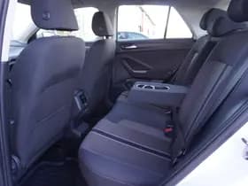 Volkswagen T-Roc thumbnail 37