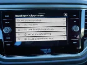Volkswagen T-Roc thumbnail 55