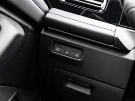 Volkswagen Tiguan thumbnail 49