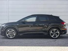 Audi Q4 e-tron thumbnail 14