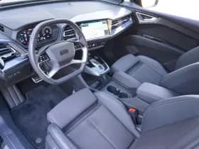 Audi Q4 e-tron thumbnail 35