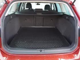 Volkswagen Golf thumbnail 17