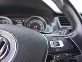 Volkswagen Golf thumbnail 23