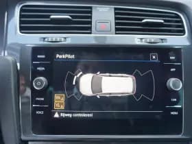 Volkswagen Golf thumbnail 26