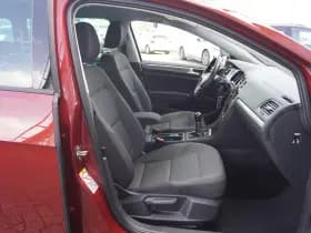 Volkswagen Golf thumbnail 30
