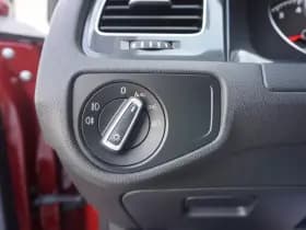 Volkswagen Golf thumbnail 35