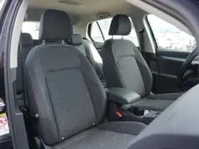 Volkswagen Golf thumbnail 14