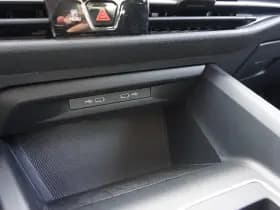Volkswagen Golf thumbnail 28