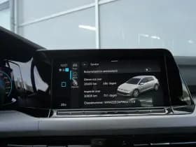 Volkswagen Golf thumbnail 47
